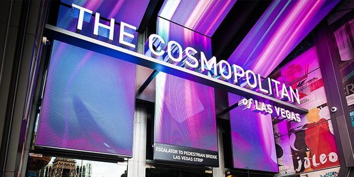 ผู้หญิงจาก California ชนะคดีความประมาทต่อ Cosmopolitan